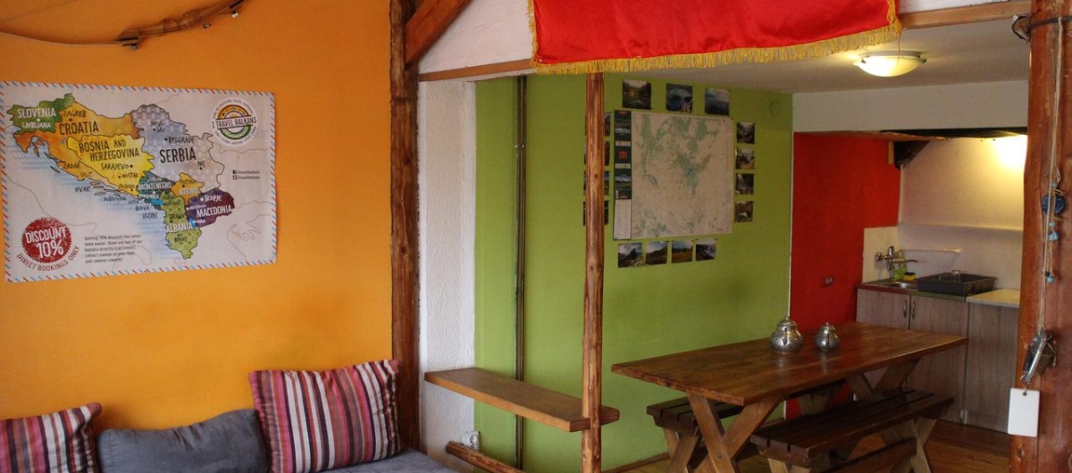 Hostel Hostel Hikers Den  image